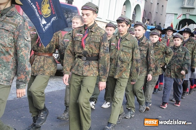 Zdjęcie w galerii na portalu naszwodzislaw.com: Narodowe Święto Niepodległości. Uroczystości w Wodzisławiu. FOTORELACJA  wiadomości z regionu
