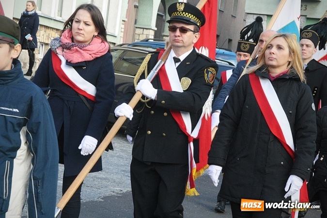 Zdjęcie w galerii na portalu naszwodzislaw.com: Narodowe Święto Niepodległości. Uroczystości w Wodzisławiu. FOTORELACJA  wiadomości z regionu