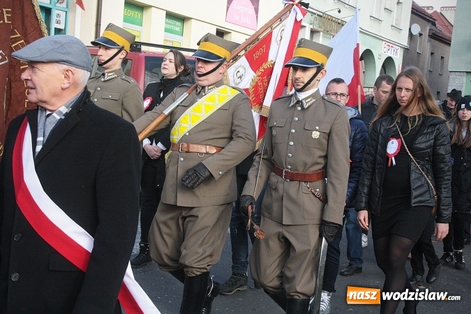 Zdjęcie w galerii na portalu naszwodzislaw.com: Narodowe Święto Niepodległości. Uroczystości w Wodzisławiu. FOTORELACJA  wiadomości z regionu