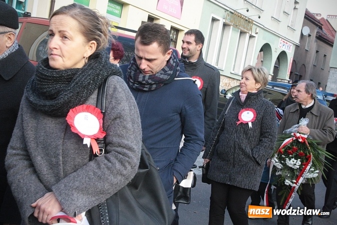 Zdjęcie w galerii na portalu naszwodzislaw.com: Narodowe Święto Niepodległości. Uroczystości w Wodzisławiu. FOTORELACJA  wiadomości z regionu