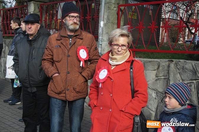 Zdjęcie w galerii na portalu naszwodzislaw.com: Narodowe Święto Niepodległości. Uroczystości w Wodzisławiu. FOTORELACJA  wiadomości z regionu
