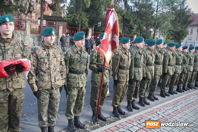 Zdjęcie w galerii na portalu naszwodzislaw.com: Narodowe Święto Niepodległości. Uroczystości w Wodzisławiu. FOTORELACJA  wiadomości z regionu