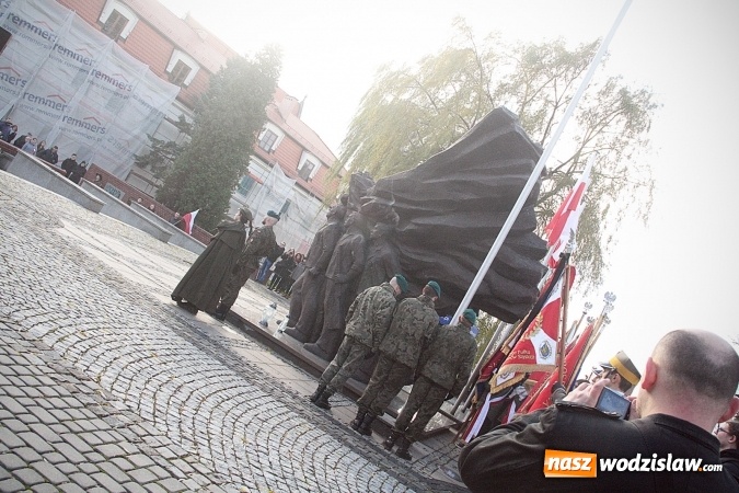 Zdjęcie w galerii na portalu naszwodzislaw.com: Narodowe Święto Niepodległości. Uroczystości w Wodzisławiu. FOTORELACJA  wiadomości z regionu