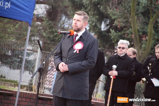 Zdjęcie w galerii na portalu naszwodzislaw.com: Narodowe Święto Niepodległości. Uroczystości w Wodzisławiu. FOTORELACJA  wiadomości z regionu