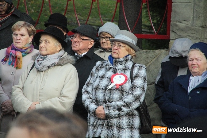 Zdjęcie w galerii na portalu naszwodzislaw.com: Narodowe Święto Niepodległości. Uroczystości w Wodzisławiu. FOTORELACJA  wiadomości z regionu