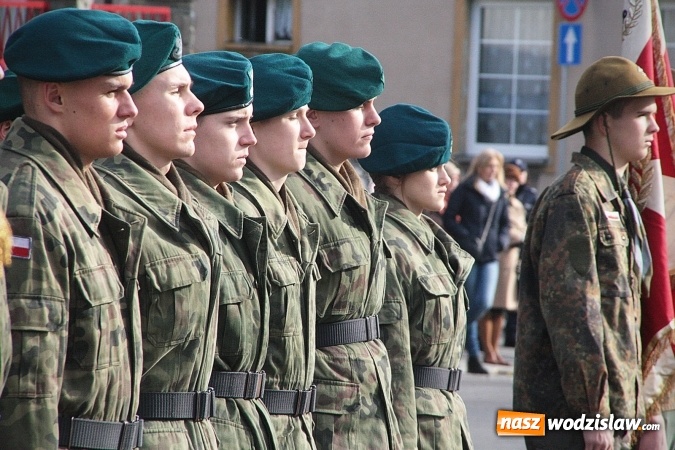 Zdjęcie w galerii na portalu naszwodzislaw.com: Narodowe Święto Niepodległości. Uroczystości w Wodzisławiu. FOTORELACJA  wiadomości z regionu