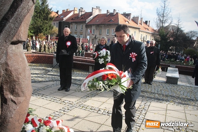 Zdjęcie w galerii na portalu naszwodzislaw.com: Narodowe Święto Niepodległości. Uroczystości w Wodzisławiu. FOTORELACJA  wiadomości z regionu