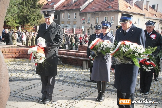 Zdjęcie w galerii na portalu naszwodzislaw.com: Narodowe Święto Niepodległości. Uroczystości w Wodzisławiu. FOTORELACJA  wiadomości z regionu