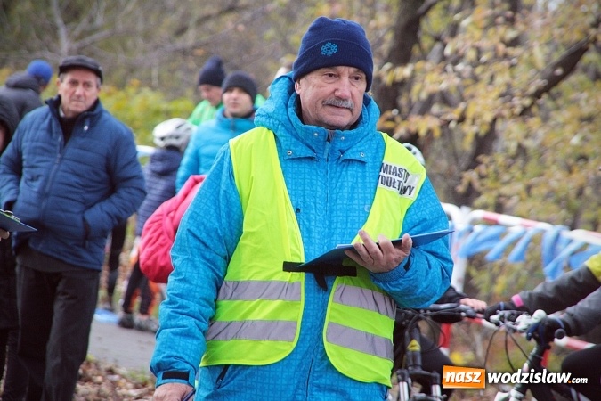 Zdjęcie w galerii na portalu naszwodzislaw.com:  Zawody sportowe na 11 listopada. Cykliści rywalizują w Rydułtowach  wiadomości z regionu