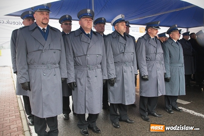Zdjęcie w galerii na portalu naszwodzislaw.com: Mieszkańcy mogą czuć się bezpieczniej. W Gołkowicach otwarto komisariat policji  wiadomości z regionu