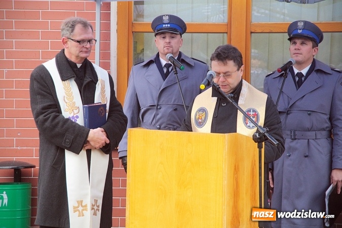 Zdjęcie w galerii na portalu naszwodzislaw.com: Mieszkańcy mogą czuć się bezpieczniej. W Gołkowicach otwarto komisariat policji  wiadomości z regionu