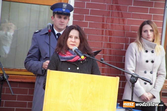 Zdjęcie w galerii na portalu naszwodzislaw.com: Mieszkańcy mogą czuć się bezpieczniej. W Gołkowicach otwarto komisariat policji  wiadomości z regionu