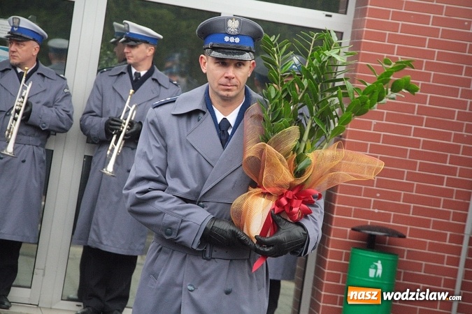 Zdjęcie w galerii na portalu naszwodzislaw.com: Mieszkańcy mogą czuć się bezpieczniej. W Gołkowicach otwarto komisariat policji  wiadomości z regionu