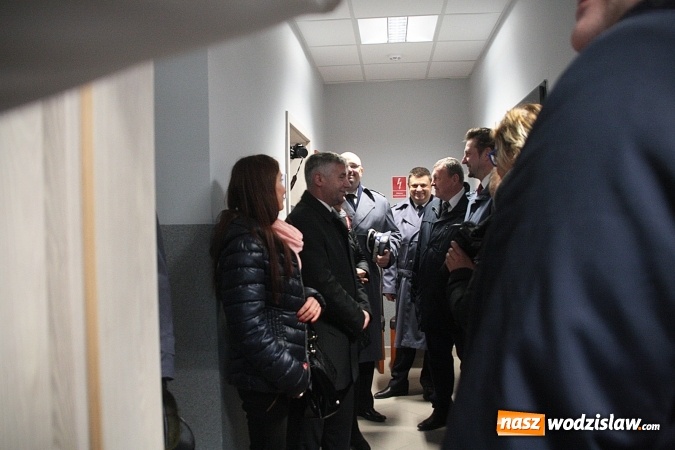 Zdjęcie w galerii na portalu naszwodzislaw.com: Mieszkańcy mogą czuć się bezpieczniej. W Gołkowicach otwarto komisariat policji  wiadomości z regionu