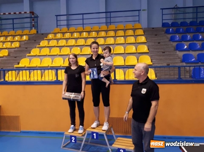 Zdjęcie w galerii na portalu naszwodzislaw.com: Turniej tenisa stołowego z okazji Święta Niepodległości  wiadomości z regionu