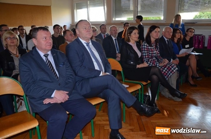 Zdjęcie w galerii na portalu naszwodzislaw.com: GameRoom czy krematorium, czyli pomysły młodych na biznes  wiadomości z regionu