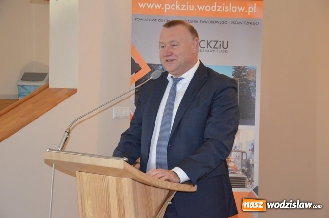 Zdjęcie w galerii na portalu naszwodzislaw.com: GameRoom czy krematorium, czyli pomysły młodych na biznes  wiadomości z regionu