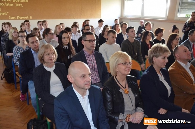 Zdjęcie w galerii na portalu naszwodzislaw.com: GameRoom czy krematorium, czyli pomysły młodych na biznes  wiadomości z regionu