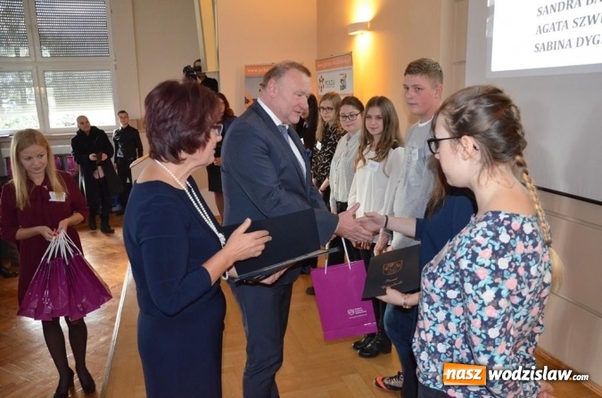 Zdjęcie w galerii na portalu naszwodzislaw.com: GameRoom czy krematorium, czyli pomysły młodych na biznes  wiadomości z regionu