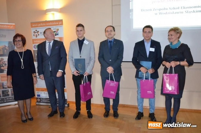 Zdjęcie w galerii na portalu naszwodzislaw.com: GameRoom czy krematorium, czyli pomysły młodych na biznes  wiadomości z regionu
