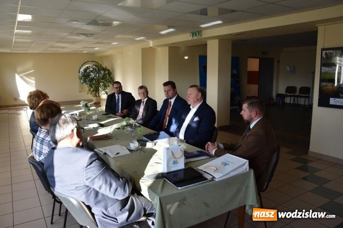 Zdjęcie w galerii na portalu naszwodzislaw.com: Konwent Miast i Gmin Powiatu Wodzisławskiego. Rozmawiano o szpitalu  wiadomości z regionu