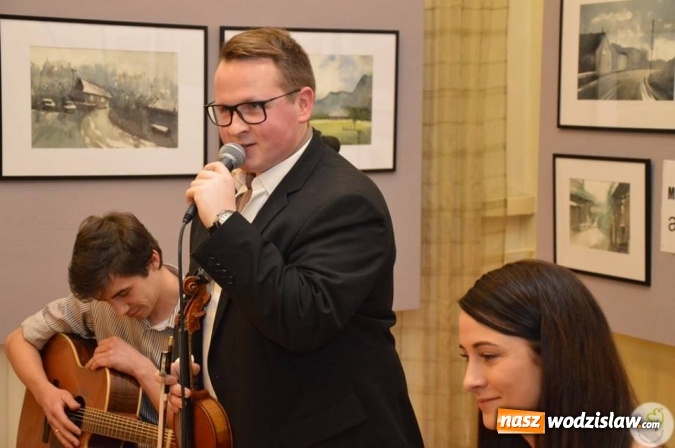 Zdjęcie w galerii na portalu naszwodzislaw.com: Miłosz Nosiadek zaprezentował swoje prace w radlińskim MOK-u  wiadomości z regionu