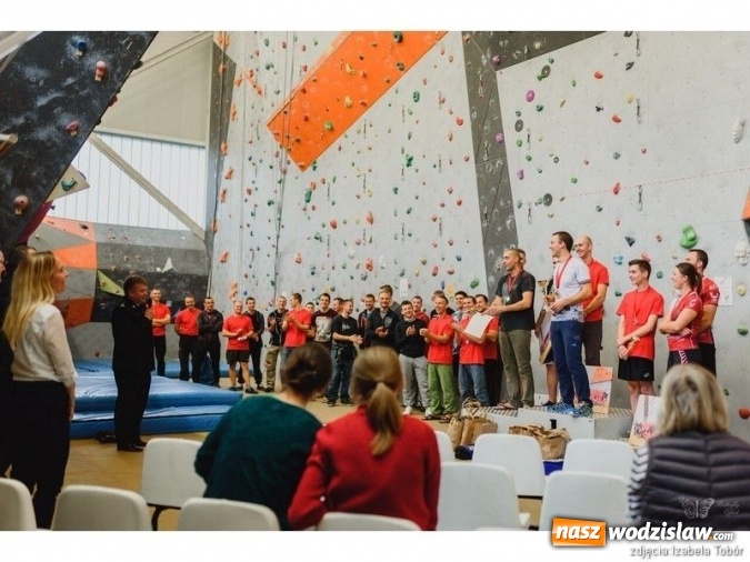 Zdjęcie w galerii na portalu naszwodzislaw.com: Zawody wspinaczkowe strażaków  wiadomości z regionu