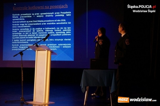 Zdjęcie w galerii na portalu naszwodzislaw.com: Porozmawiajmy o bezpieczeństwie - możesz mieć na nie wpływ. Za nami debata w WCK  wiadomości z regionu