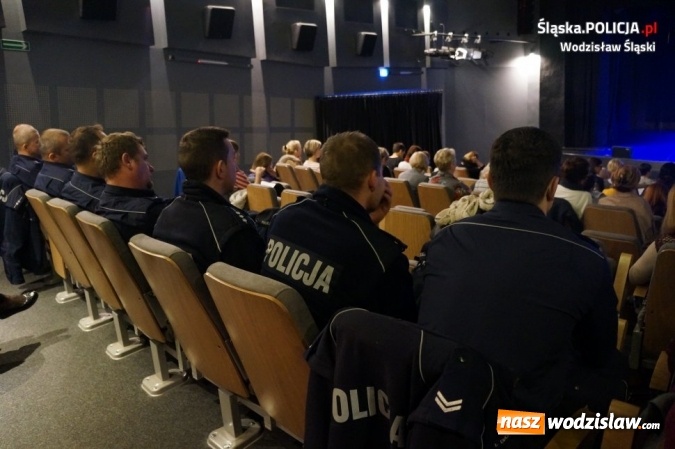 Zdjęcie w galerii na portalu naszwodzislaw.com: Porozmawiajmy o bezpieczeństwie - możesz mieć na nie wpływ. Za nami debata w WCK  wiadomości z regionu