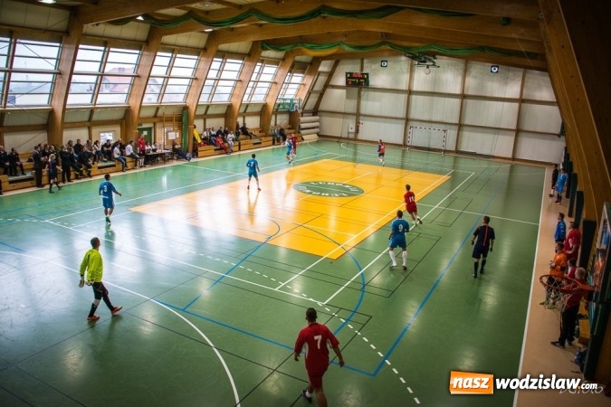 Zdjęcie w galerii na portalu naszwodzislaw.com: Wodzisławscy strażacy wicemistrzami Śląska w futsalu! wiadomości z regionu
