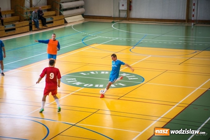 Zdjęcie w galerii na portalu naszwodzislaw.com: Wodzisławscy strażacy wicemistrzami Śląska w futsalu! wiadomości z regionu
