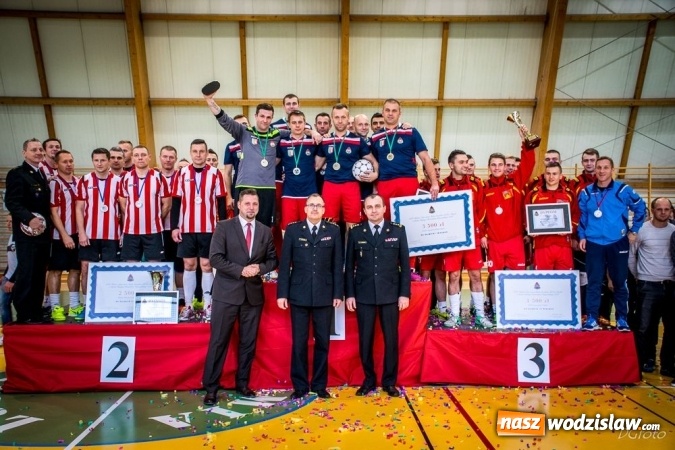 Zdjęcie w galerii na portalu naszwodzislaw.com: Wodzisławscy strażacy wicemistrzami Śląska w futsalu! wiadomości z regionu