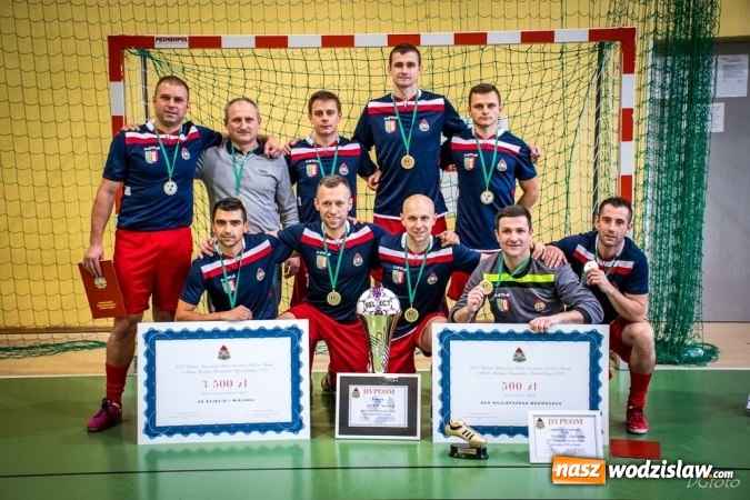 Zdjęcie w galerii na portalu naszwodzislaw.com: Wodzisławscy strażacy wicemistrzami Śląska w futsalu! wiadomości z regionu