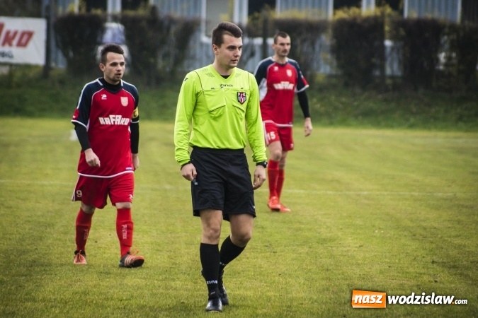 Zdjęcie w galerii na portalu naszwodzislaw.com: Porażka Naprzodu Zawada na zakończenie rundy jesiennej wiadomości z regionu