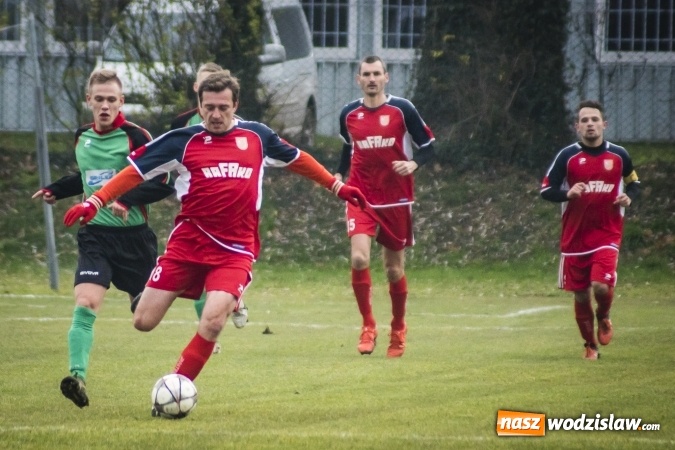 Zdjęcie w galerii na portalu naszwodzislaw.com: Porażka Naprzodu Zawada na zakończenie rundy jesiennej wiadomości z regionu
