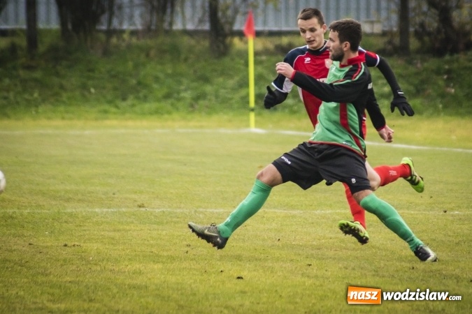 Zdjęcie w galerii na portalu naszwodzislaw.com: Porażka Naprzodu Zawada na zakończenie rundy jesiennej wiadomości z regionu