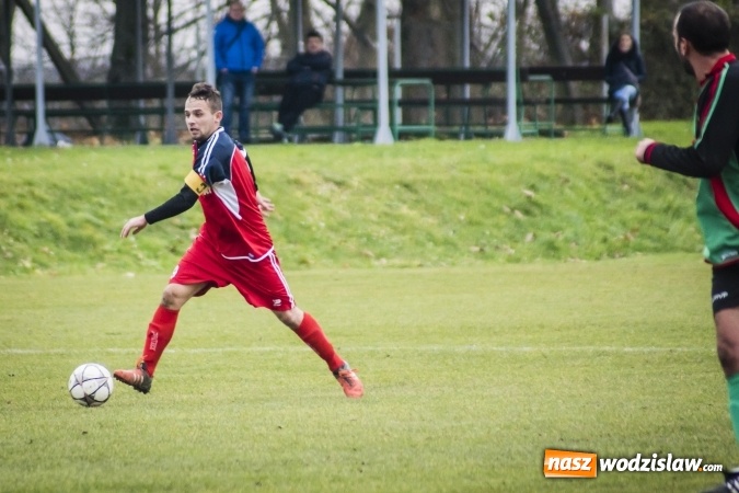 Zdjęcie w galerii na portalu naszwodzislaw.com: Porażka Naprzodu Zawada na zakończenie rundy jesiennej wiadomości z regionu