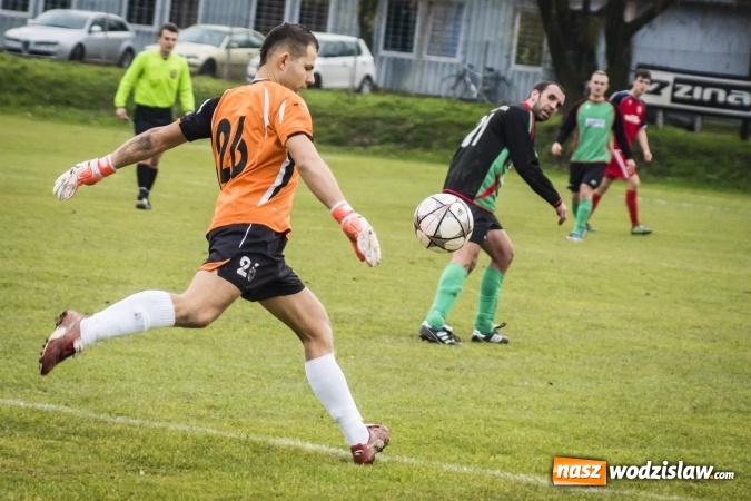 Zdjęcie w galerii na portalu naszwodzislaw.com: Porażka Naprzodu Zawada na zakończenie rundy jesiennej wiadomości z regionu