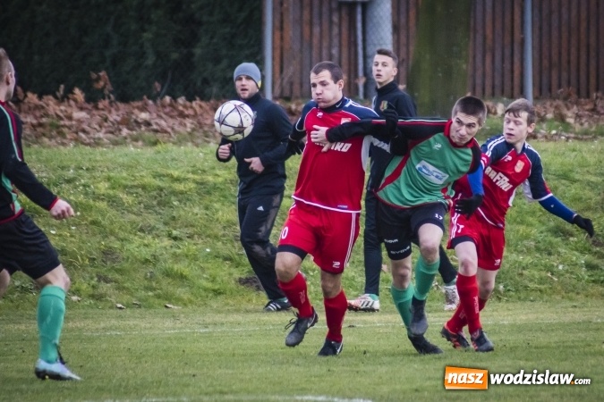 Zdjęcie w galerii na portalu naszwodzislaw.com: Porażka Naprzodu Zawada na zakończenie rundy jesiennej wiadomości z regionu