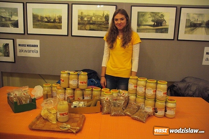 Zdjęcie w galerii na portalu naszwodzislaw.com: Jarmark Pszczeli cieszył się sporym zainteresowaniem  wiadomości z regionu