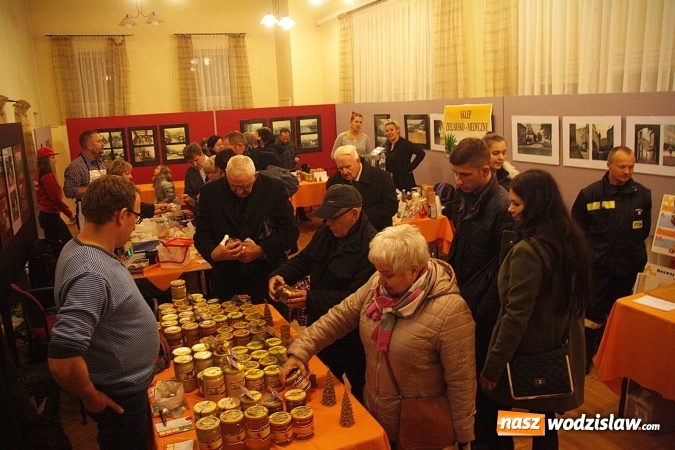 Zdjęcie w galerii na portalu naszwodzislaw.com: Jarmark Pszczeli cieszył się sporym zainteresowaniem  wiadomości z regionu