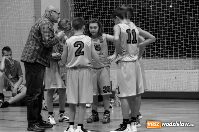 Zdjęcie w galerii na portalu naszwodzislaw.com: Ósmy wygrany mecz zespołu U13M MKS-u Wodzisław wiadomości z regionu