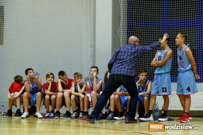 Zdjęcie w galerii na portalu naszwodzislaw.com: Ósmy wygrany mecz zespołu U13M MKS-u Wodzisław wiadomości z regionu
