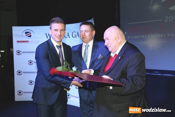 Zdjęcie w galerii na portalu naszwodzislaw.com: Blachotrapez nagrodzony Złotym Orłem Polskiego Budownictwa 2017 wiadomości z regionu