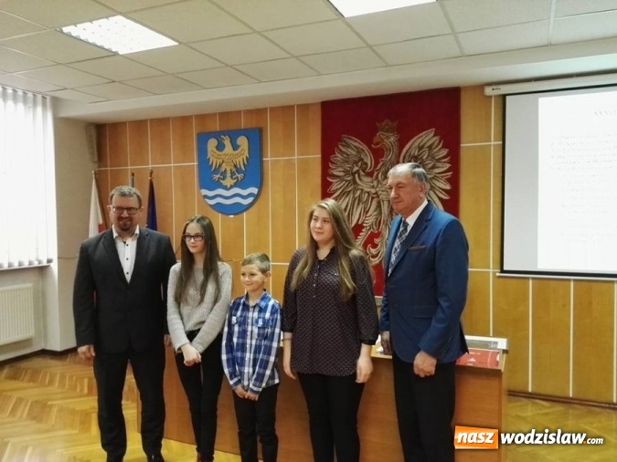 Zdjęcie w galerii na portalu naszwodzislaw.com: Nagrody indywidualne za osiągnięcia w dziedzinie sportu wręczone. W Godowie nagrodzili najlepszych  wiadomości z regionu