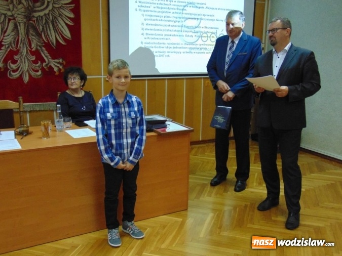 Zdjęcie w galerii na portalu naszwodzislaw.com: Nagrody indywidualne za osiągnięcia w dziedzinie sportu wręczone. W Godowie nagrodzili najlepszych  wiadomości z regionu