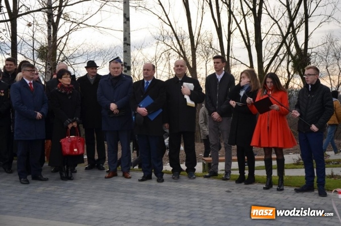 Zdjęcie w galerii na portalu naszwodzislaw.com: W PCKZiU otwarto nową siłownię na świeżym powietrzu wiadomości z regionu