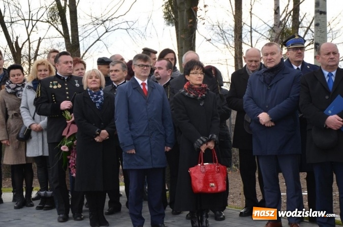 Zdjęcie w galerii na portalu naszwodzislaw.com: W PCKZiU otwarto nową siłownię na świeżym powietrzu wiadomości z regionu