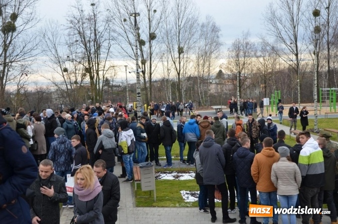 Zdjęcie w galerii na portalu naszwodzislaw.com: W PCKZiU otwarto nową siłownię na świeżym powietrzu wiadomości z regionu