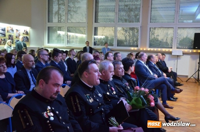 Zdjęcie w galerii na portalu naszwodzislaw.com: W PCKZiU otwarto nową siłownię na świeżym powietrzu wiadomości z regionu